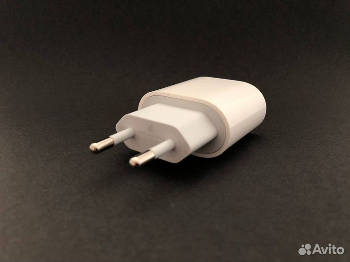 Адаптер питания Apple USB-C 20W Зарядка на iPhone