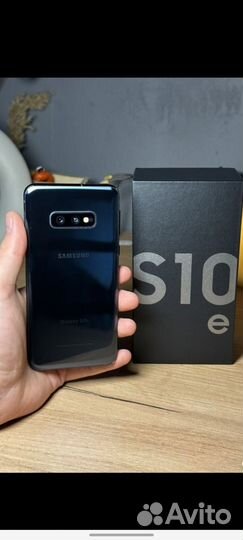 Samsung Galaxy S10e, 6/128 ГБ