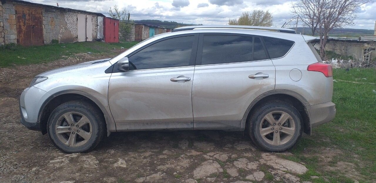 Toyota RAV4: фото владельца