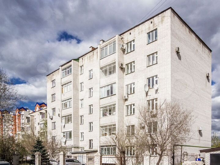 2-к. квартира, 52 м², 4/5 эт.