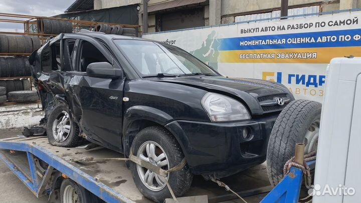 Привод задний Hyundai Tucson (JM) 49600-2E000