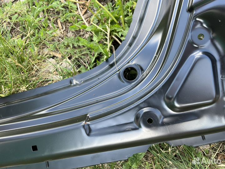 Крыло заднее левое Nissan terrano