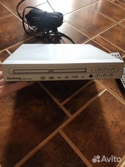 DVD плеер Elenberg 2403