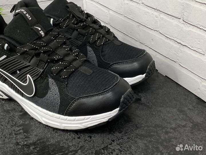 Кроссовки Nike V2K run runtekk