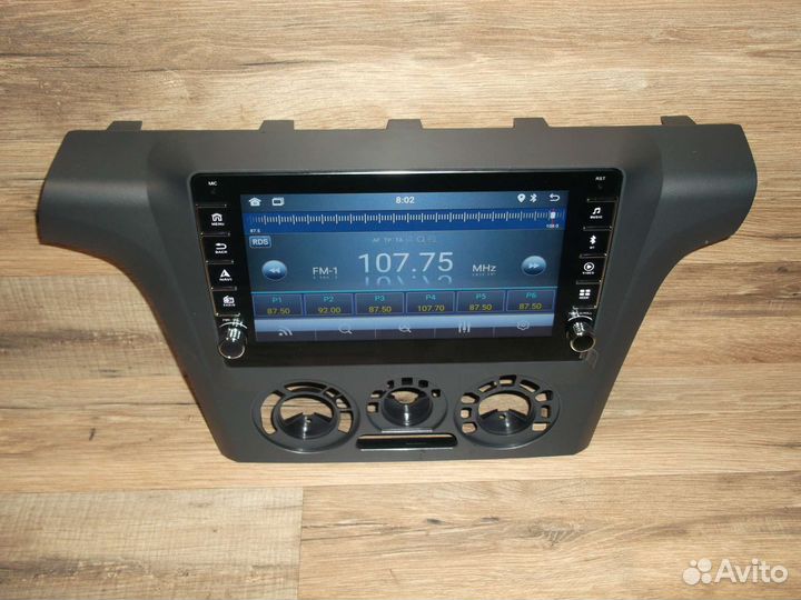 Магнитола Mitsubishi Outlander Android крутилки