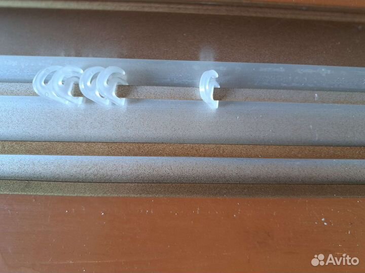 Карнизы потолочные б/у 3 шт