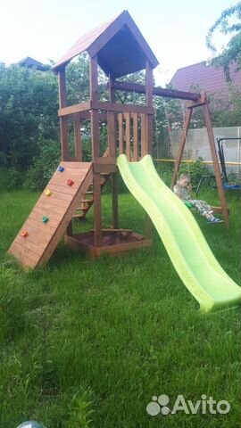 Детская площадка со скалодромом