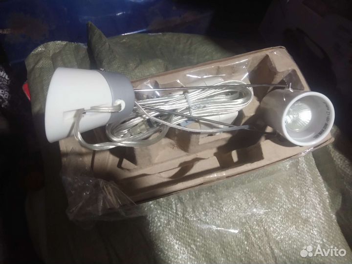 Продам светильники