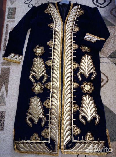 Национальный халат