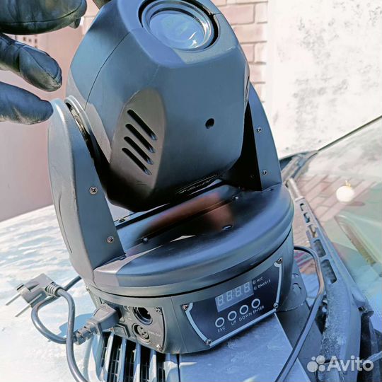 Световой прожектор