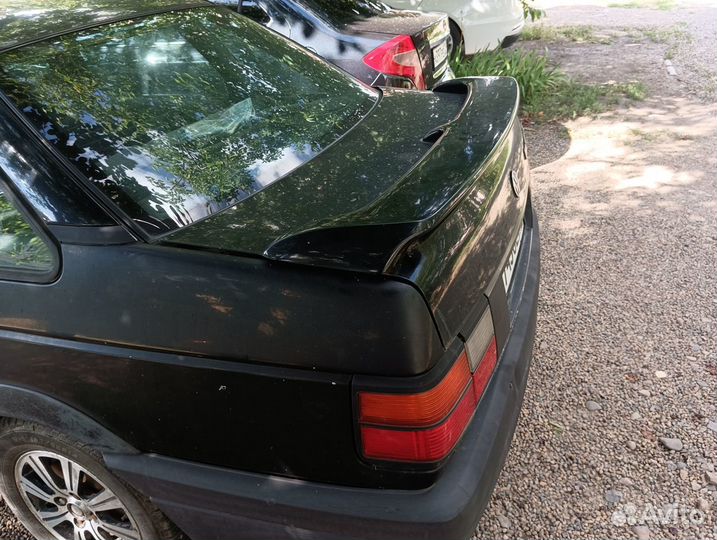 Спойлер на крышку багажника