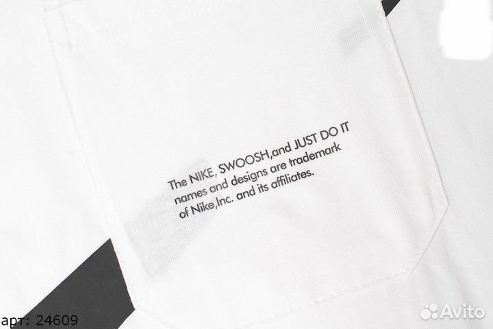 Футболка Nike big Swoosh белая