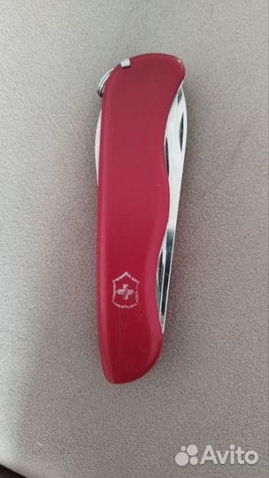 Нож складной Victorinox Switzerland patented