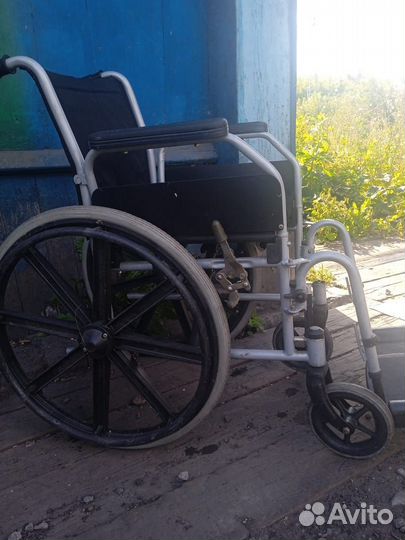 Коляска инвалидная