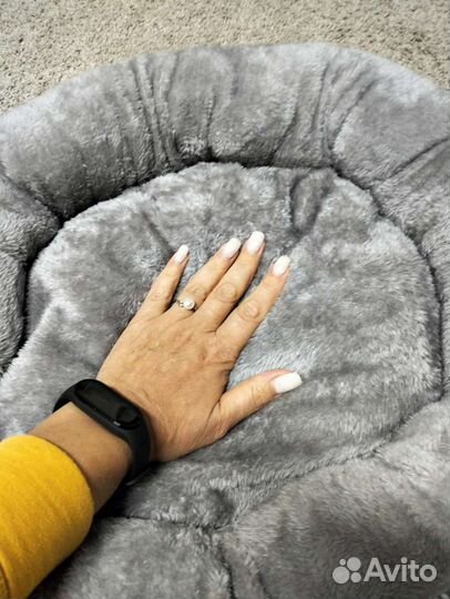 Лежанка для кошек новая Triple 53*53