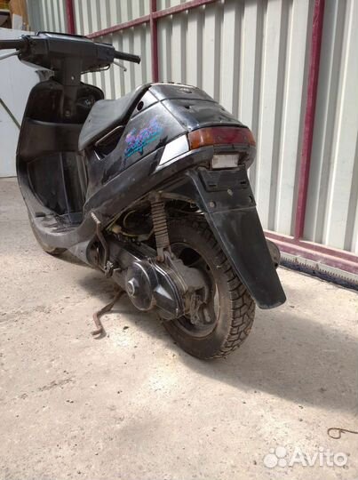 Suzuki sepia