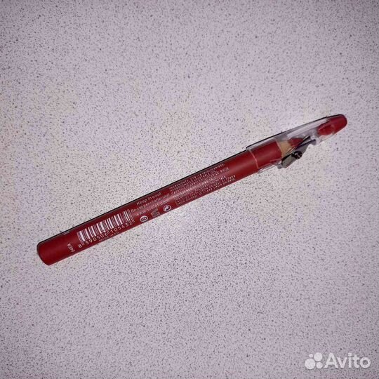 Бесплатно новый карандаш для губ Violet