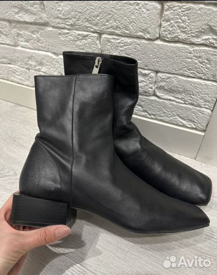 Ботинки zara,39