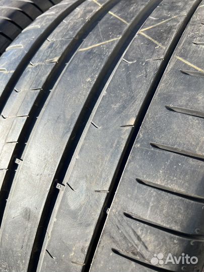 Pirelli P Zero PZ4 275/30 R20