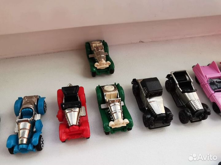 Машинки киндер 90е года