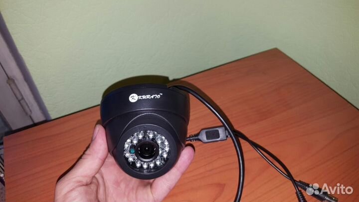 Комплект HD внутреннего видеонаблюдения