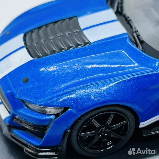 Ford Mustang shelby gt500 Solido 1:43