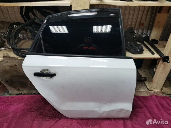 Дверь задняя правая volkswagen polo 5