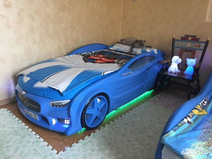 Синяя кровать для мальчика нео