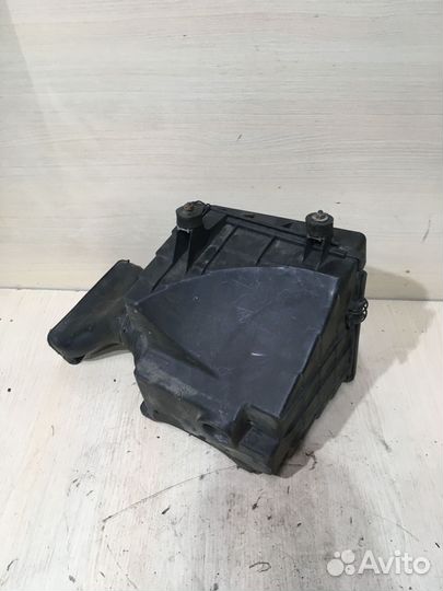 Корпус воздушного фильтра BMW 3 E46