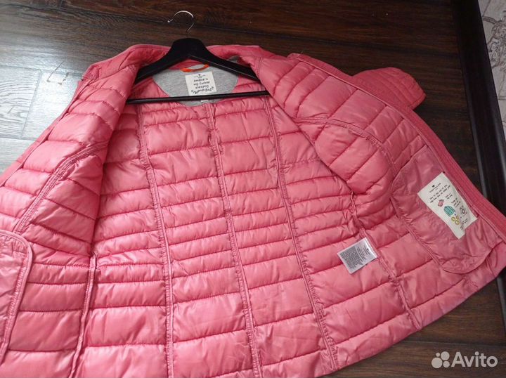 Куртка женская новая 48