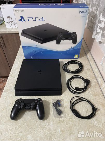 Sony PlayStation 4 Slim 500GB / PS4 Slim