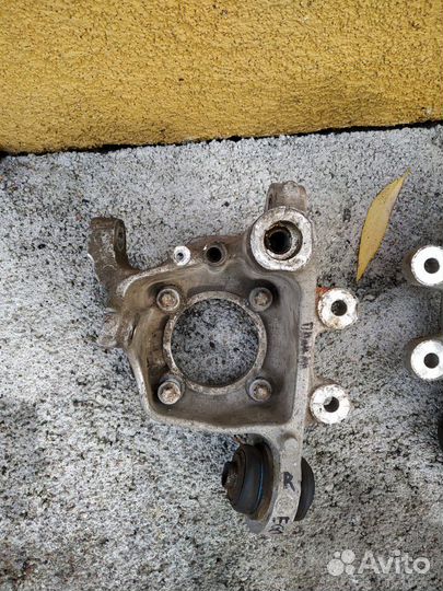 Бмв е60 задний поворотный кулак цапфа ступица