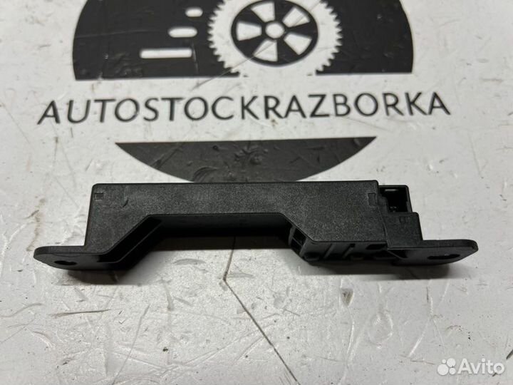 Антена безключевого доступа Mercedes-Benz Glc X253