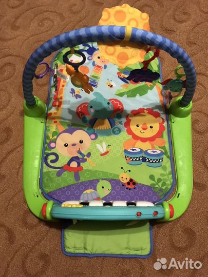Игровой коврик Fisher Price пианино