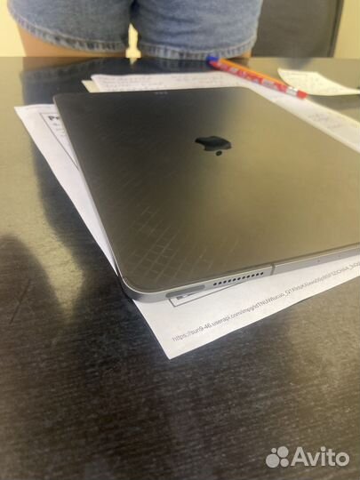 iPad pro 12 9 2022 m1 wi-fi sim
