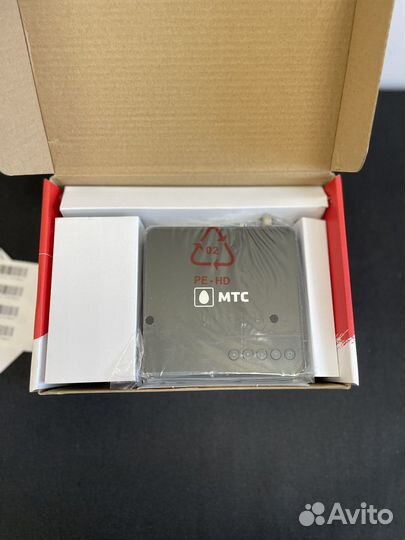 DSD4614i версия 2 Спутниковая TV приставка МТС