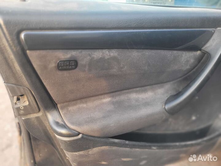 Mercedes-Benz C-класс 2.0 AT, 1998, 192 000 км