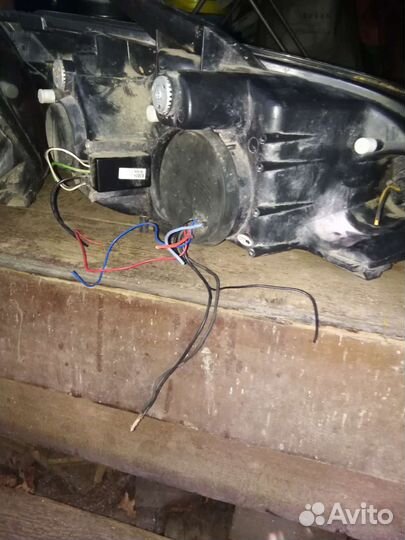 Фары ford focus 2