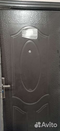 Дверь входная металлическая новая