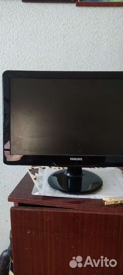 Монитор Philips