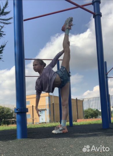 Тренер по фигурному катанию