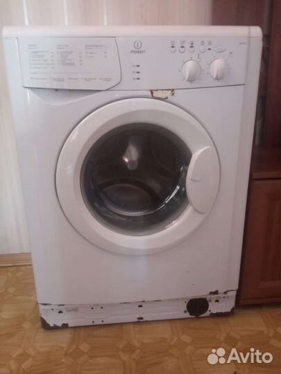 Стиральная машина indesit