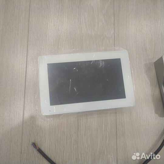 Комплект монитор видеодомофоны с вызывной панелью