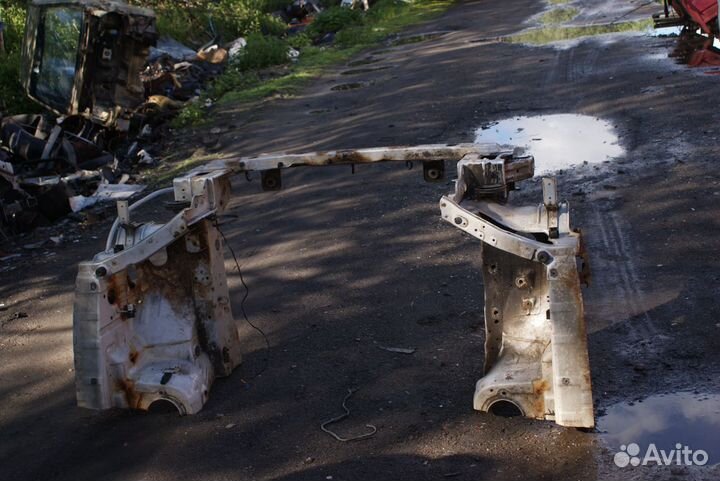 Передняя часть кузова Hyundai Santa FE