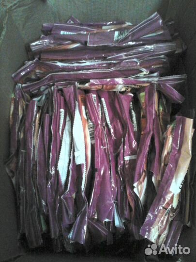 Пакеты из под корма whiskas 1,9кг