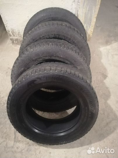 Gislaved Nord Frost 200 215/65 R16