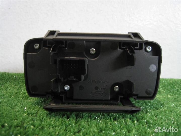 Блок управления светом Ford Fiesta (CB1) 2011