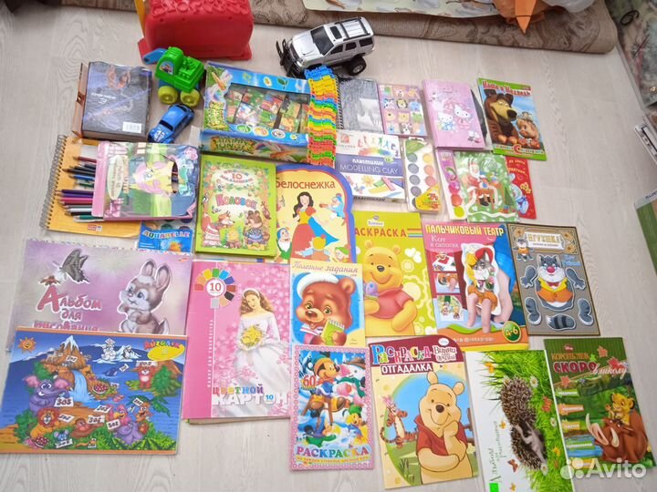 Детские игрушки большой коробкой