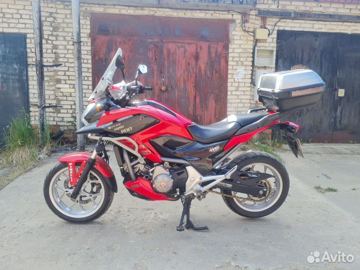 NC 700X ABS