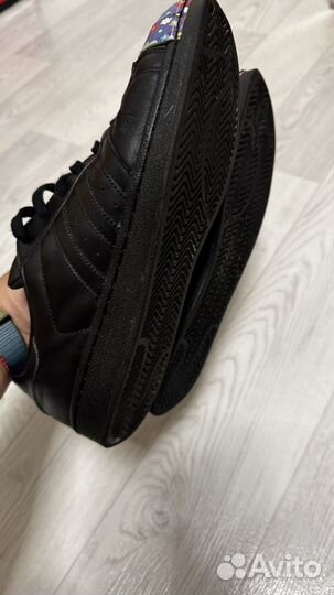 Красовски Adidas superstar pharrell williams